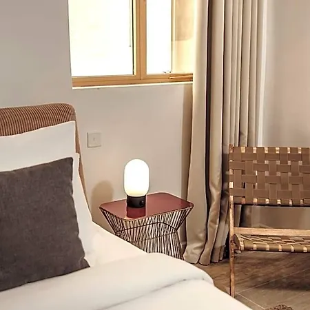 Hotel Ellul Living 4*